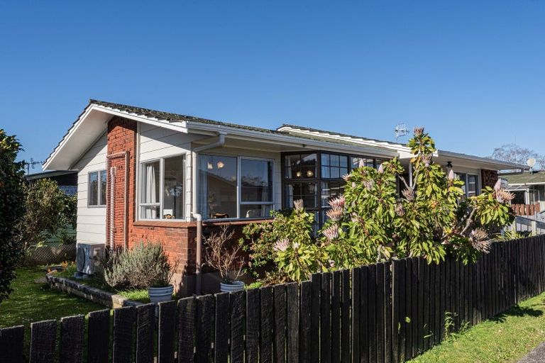 Photo of property in 18 Wanaka Street, Tikipunga, Whangarei, 0112