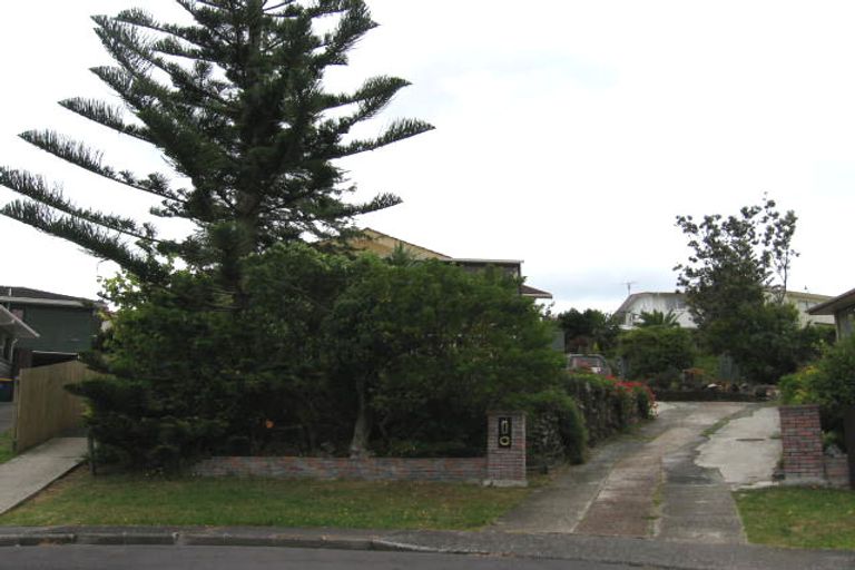Photo of property in 13 Datura Place, Sunnynook, Auckland, 0620