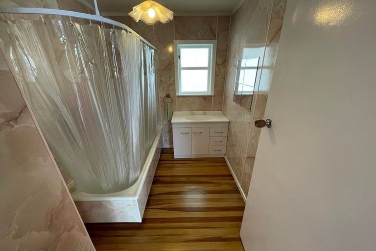 Photo of property in 88 Hine Road, Wainuiomata, Lower Hutt, 5014