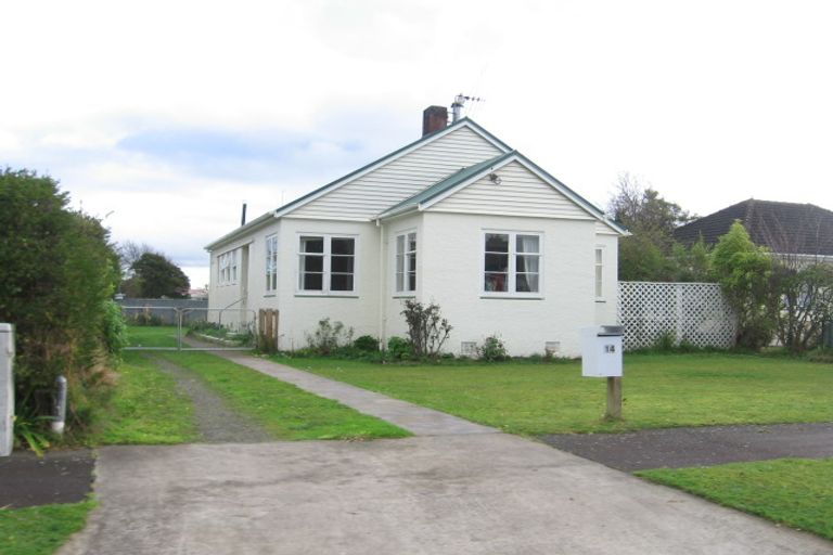 Photo of property in 14 Tyndall Street, Palmerston North, 4414