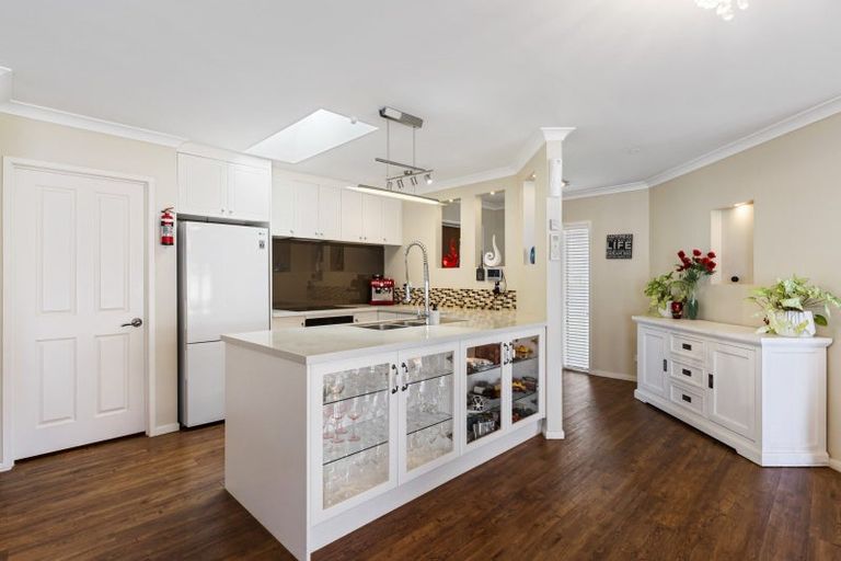 Photo of property in 2 Crabb Fields Lane, Riverhead, 0820