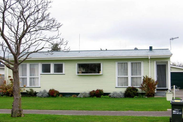 Photo of property in 11 Wakefield Street, Awapuni, Palmerston North, 4412