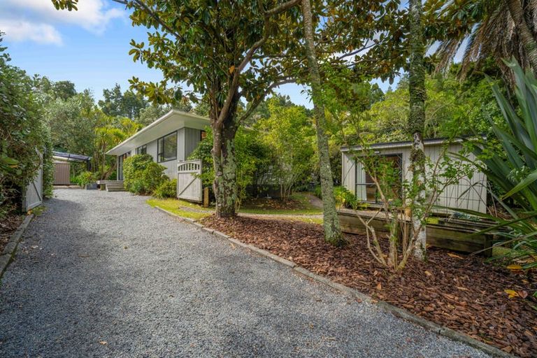 Photo of property in 15 Boylan Road, Titirangi, Auckland, 0604