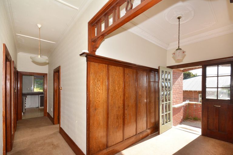 Photo of property in 18 Motu Street, Saint Clair, Dunedin, 9012