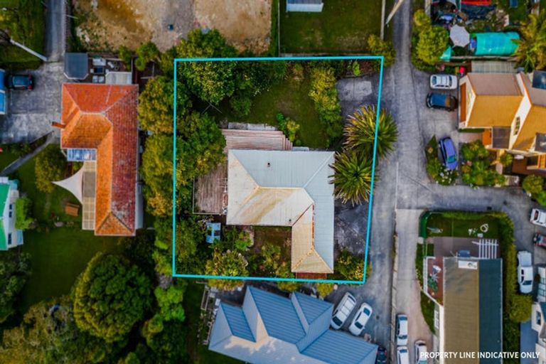 Photo of property in 77 Royal Road, Massey, Auckland, 0614