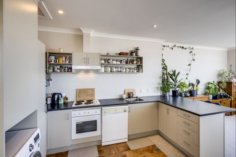 Photo of property in 47/3 Shakespeare Road, Napier South, Napier, 4110