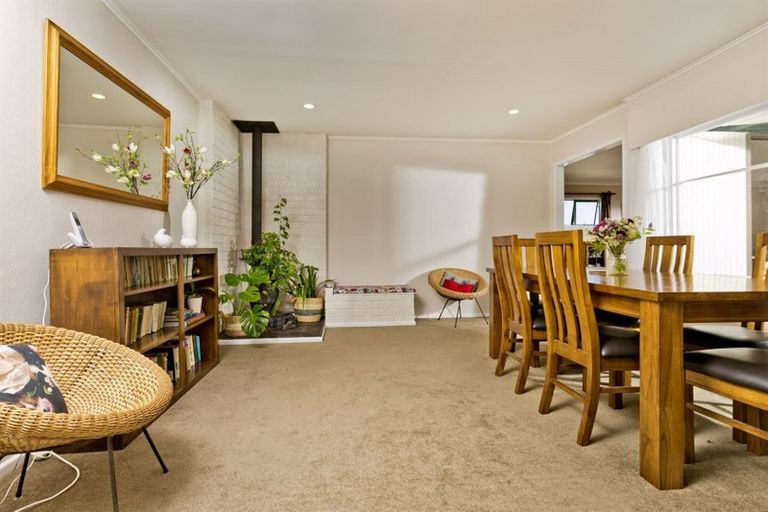 Photo of property in 101 Sturges Road, Henderson, Auckland, 0612
