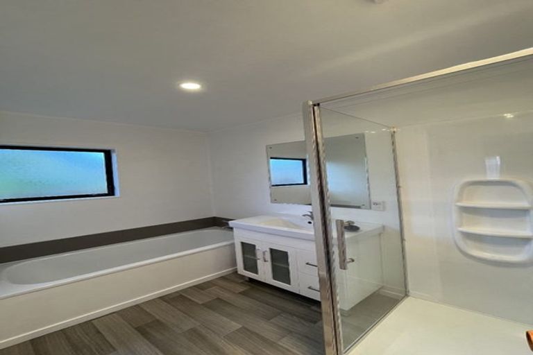 Photo of property in 5/16 South Street, Papakura, 2110