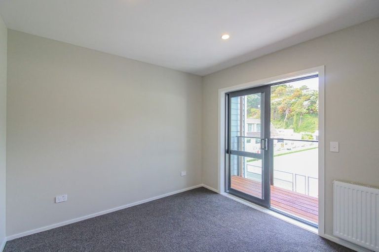 Photo of property in 4/7 Grays Road, Plimmerton, Porirua, 5026