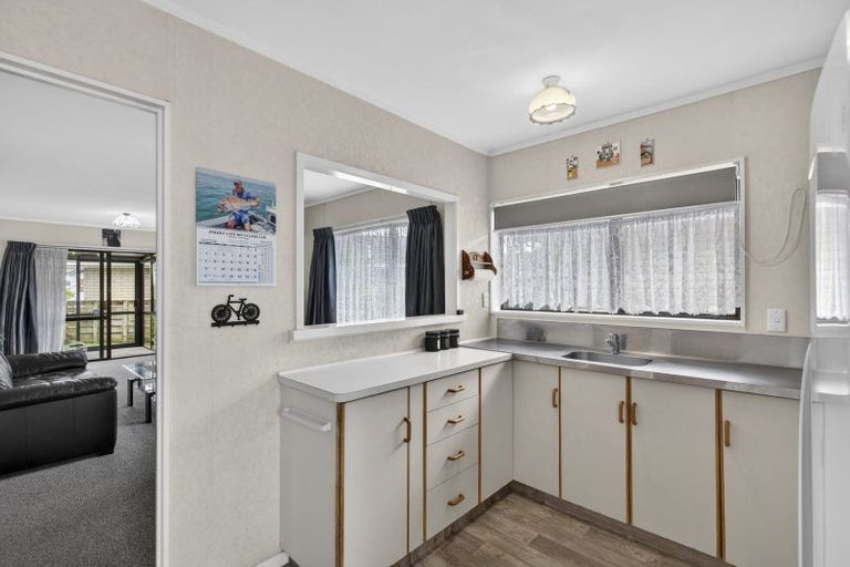 Photo of property in 2 Vogel Street, Fitzroy, New Plymouth, 4312