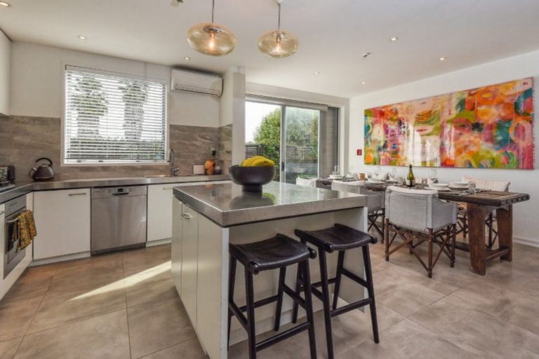 Photo of property in 19f Blake Street, Ponsonby, Auckland, 1011