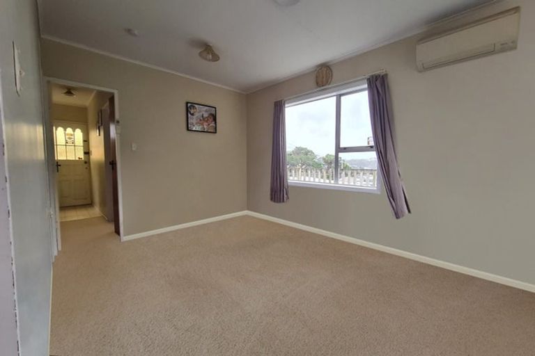 Photo of property in 53a Ohariu Road, Johnsonville, Wellington, 6037