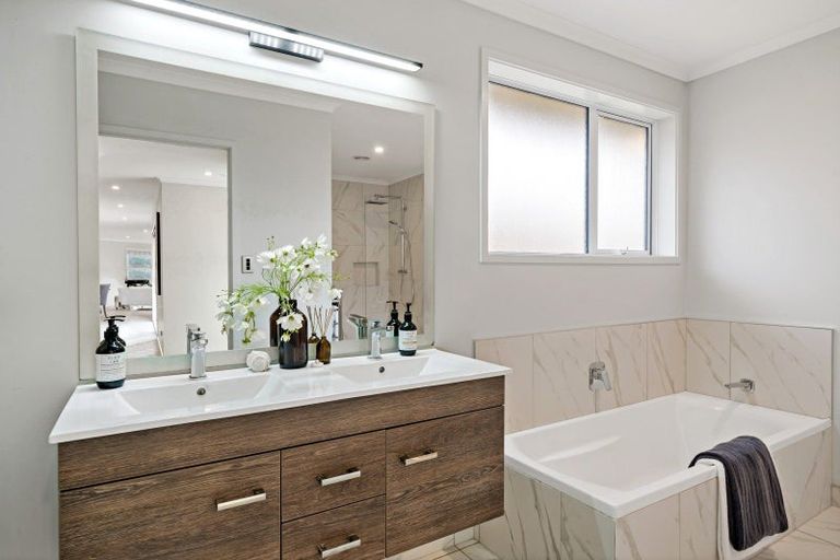 Photo of property in 88 Tapu Road, Huapai, Kumeu, 0810