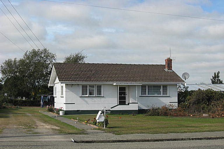 Photo of property in 15 Moorhouse Street, Waimate, 7924