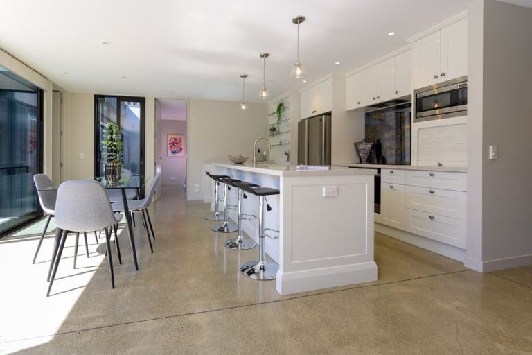 Photo of property in 6/8 Sussex Street, Nelson, 7010