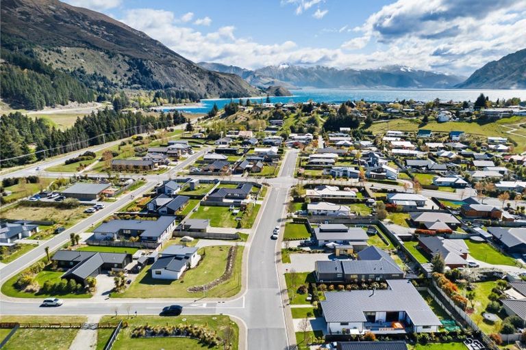 Photo of property in 6 Little Maude Drive, Lake Hawea, Wanaka, 9382