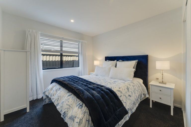 Photo of property in 13 Howden Drive, Jacks Point, 9371