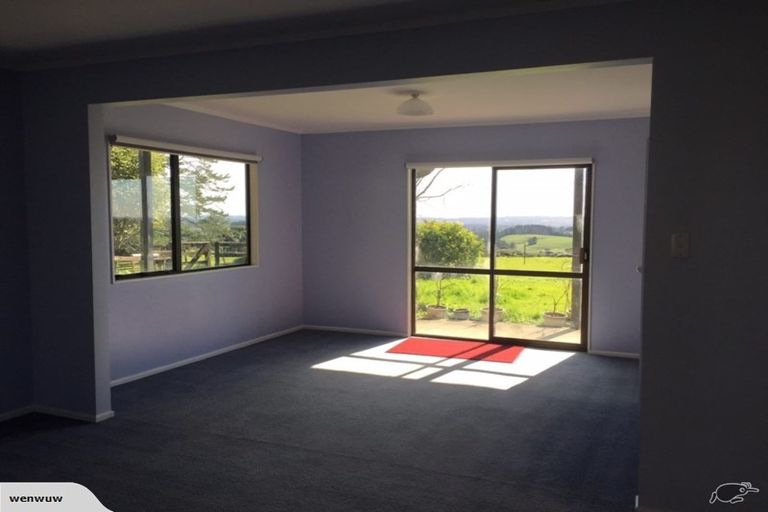 Photo of property in 36 Sunnyvale Road, Massey, Auckland, 0614
