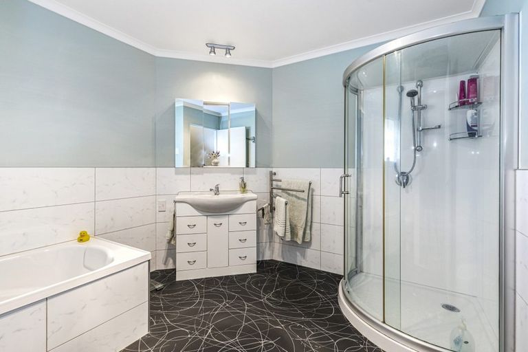 Photo of property in 38 Hinemoa Street, Waiwhetu, Lower Hutt, 5010