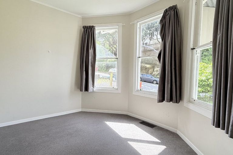 Photo of property in 11 Adams Terrace, Aro Valley, Wellington, 6021