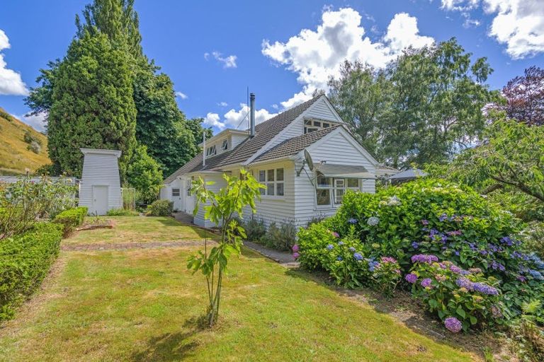 Photo of property in 805 Cheltenham Hunterville Road, Waituna West, Rewa, 4780