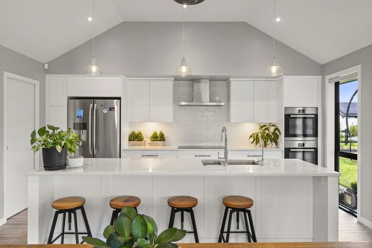 Photo of property in 131 Saint Kilda Road, Cambridge, 3434