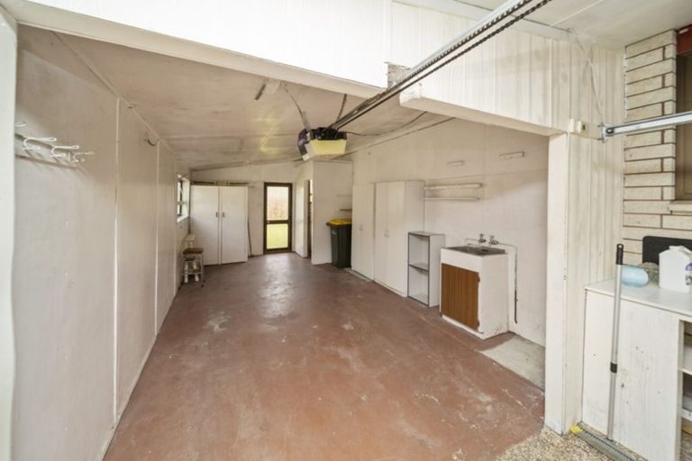 Photo of property in 16 Hinau Street, Inglewood, 4330