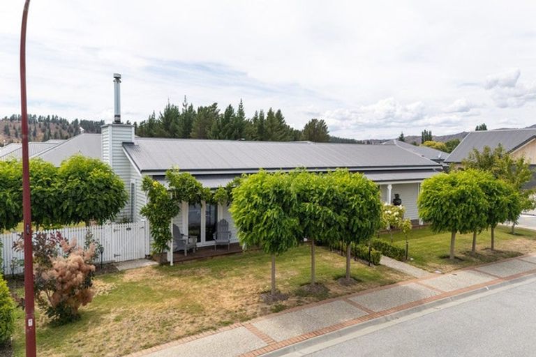 Photo of property in 1 Walker Place, Alexandra, 9320