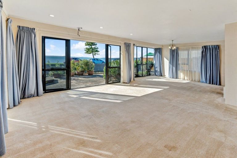 Photo of property in 31a The Esplanade, Eastern Beach, Auckland, 2012