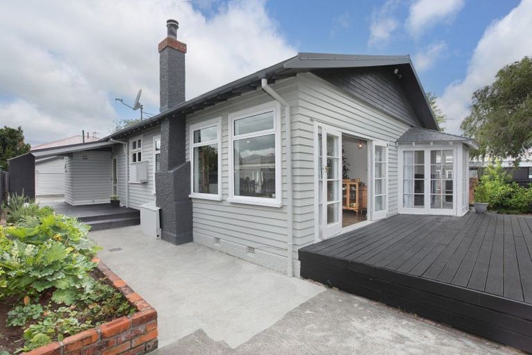 Photo of property in 2 York Street, Feilding, 4702