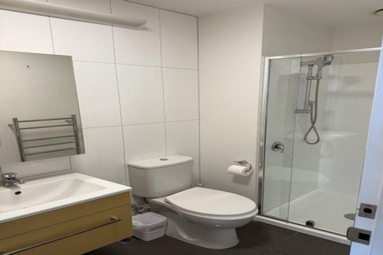 Photo of property in Twin Towers, 1013/17 Putney Way, Manukau, Auckland, 2104