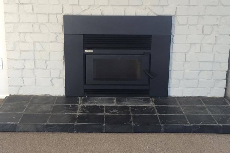 Photo of property in 46 Megan Avenue, Pakuranga Heights, Auckland, 2010