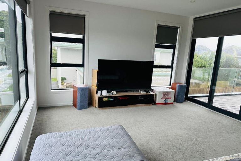 Photo of property in 216a Bucklands Road, Bucklands Beach, Auckland, 2012