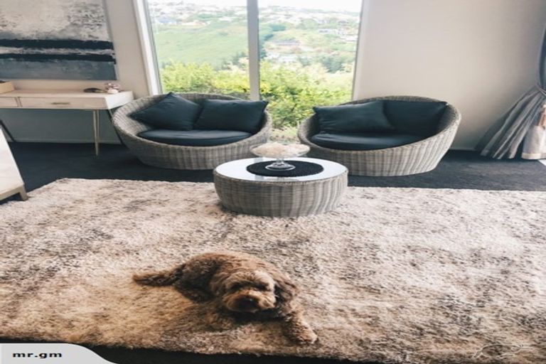 Photo of property in 2 Gazelle Lane, Redcliffs, Christchurch, 8081