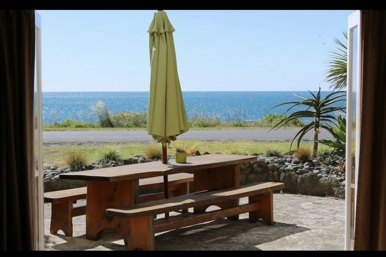 Photo of property in 124 North Shore Road, Eskdale, Napier, 4182