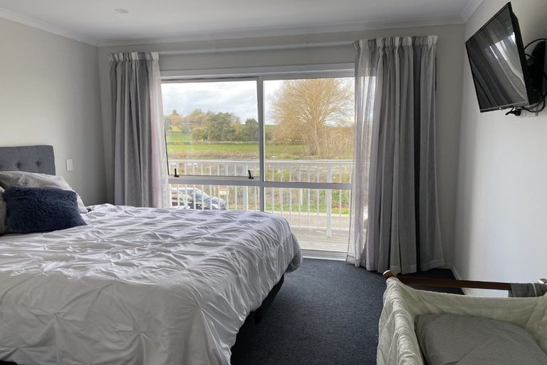 Photo of property in 9 Anna Jean Crescent, Flagstaff, Hamilton, 3210