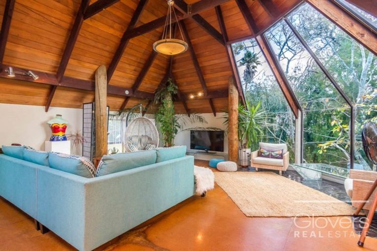 Photo of property in 47 Kamara Road, Glen Eden, Auckland, 0602