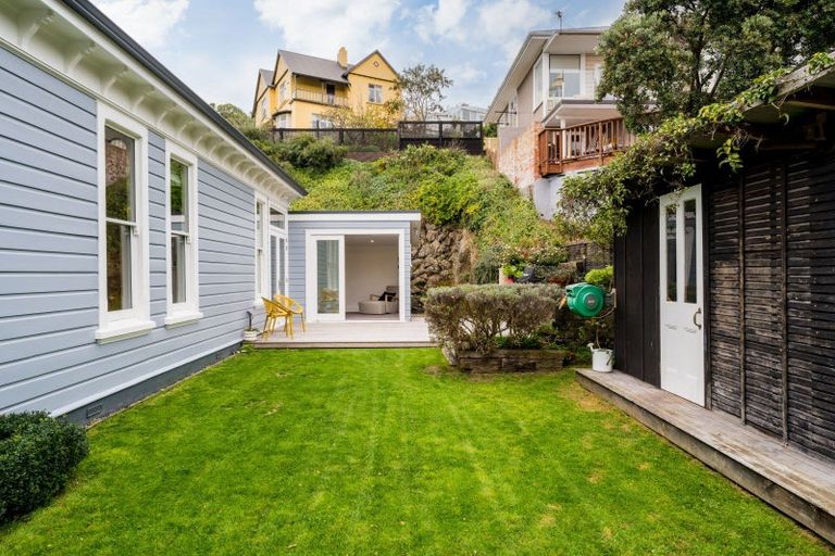 Photo of property in 103 Bedford Street, Saint Clair, Dunedin, 9012