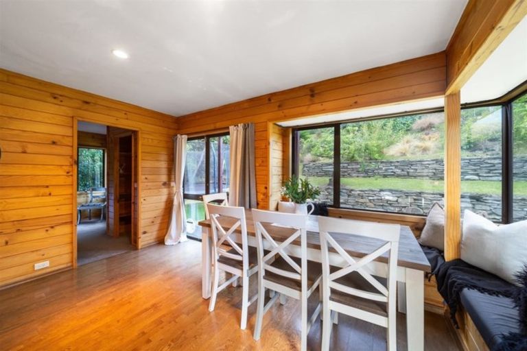 Photo of property in 36 Arawata Terrace, Sunshine Bay, Queenstown, 9300