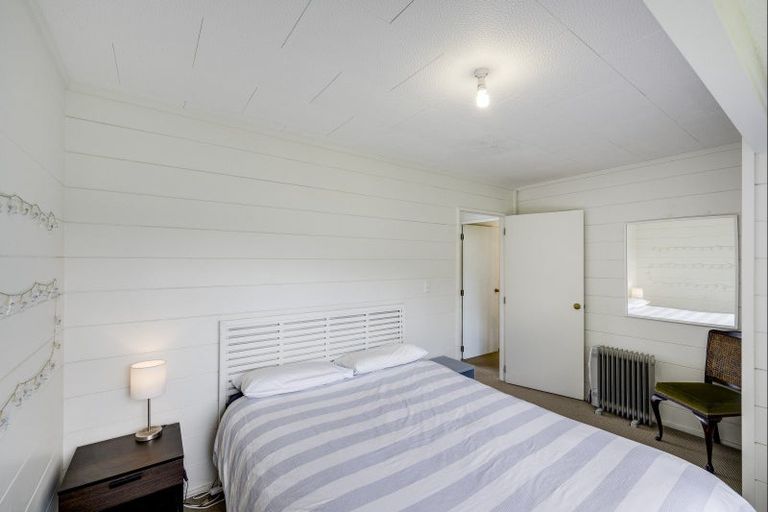 Photo of property in 106 Tiakitai Road, Waimarama, Havelock North, 4294