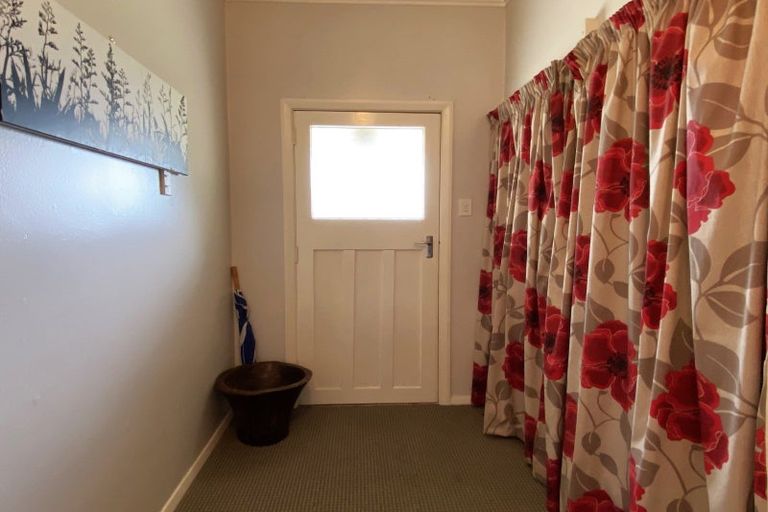 Photo of property in 15 Neptune Street, Dannevirke, 4930