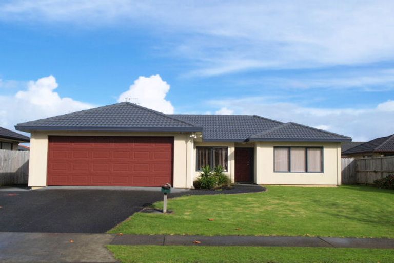 Photo of property in 3 Erne Crescent, East Tamaki, Auckland, 2016