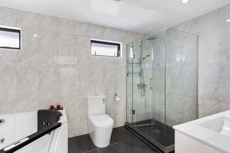 Photo of property in 6 Coolaghy Drive, Flat Bush, Auckland, 2019