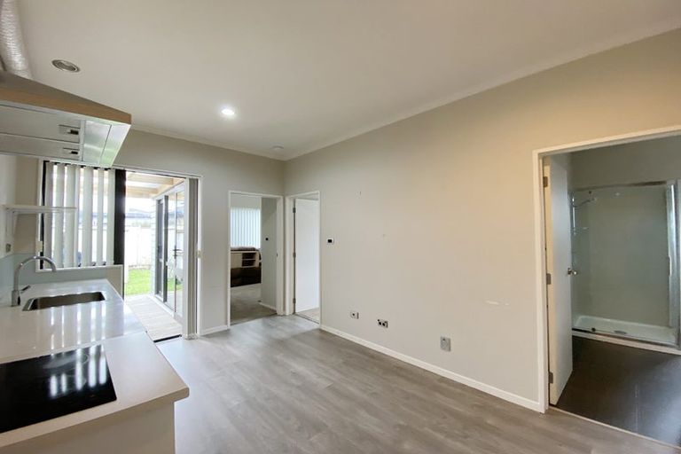 Photo of property in 24 Carrickdawson Drive, Flat Bush, Auckland, 2019