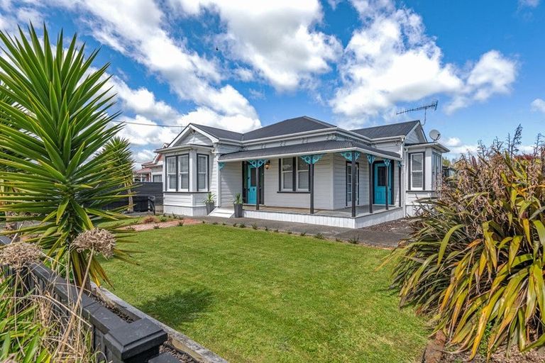 Photo of property in 11 Poole Street, Feilding, 4702
