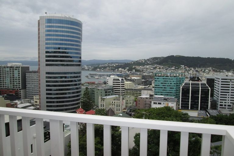 Photo of property in 4/231 The Terrace, Wellington Central, Wellington, 6011