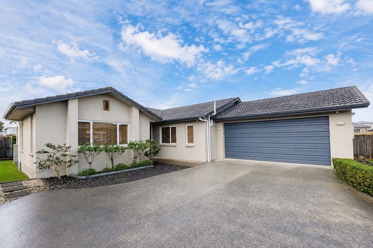 Photo of property in 55a Cambridge Terrace, Papatoetoe, Auckland, 2025