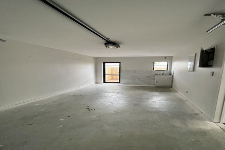 Photo of property in 77a Cargill Street, Papakura, 2110