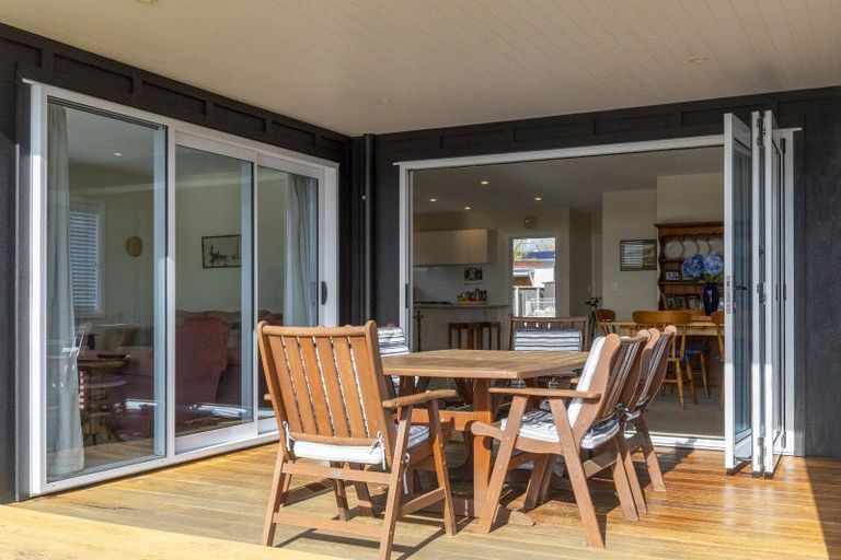 Photo of property in 24 Rainbow Drive, Rainbow Point, Taupo, 3330