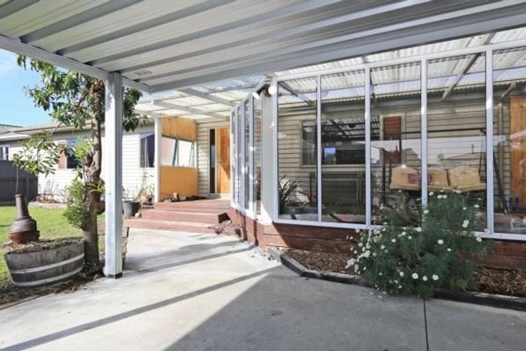 Photo of property in 708a Park Road South, Akina, Hastings, 4122